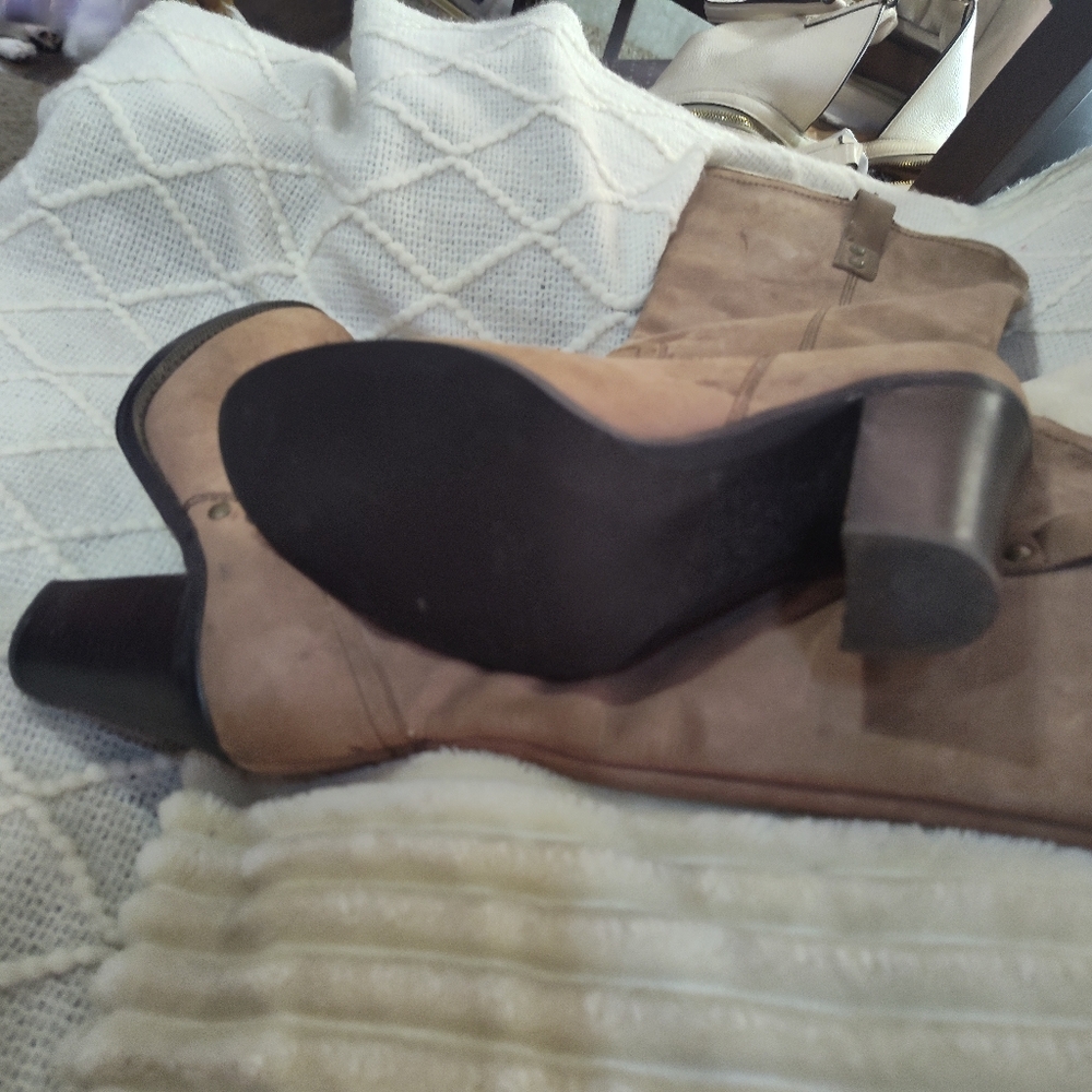 Tan Leather Women's Cowboy Boots 4 Inch Heel